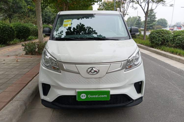 Used SAIC MAXUS EV30 2021 Pure Electric Smart Logistics Expert with Long Wheelbase—CATL Front