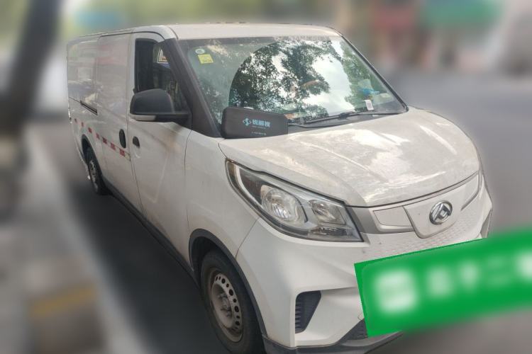 Used SAIC MAXUS EV30 2021 Pure Electric Smart Logistics Expert with Long Wheelbase—CATL Front Right 45 Deg