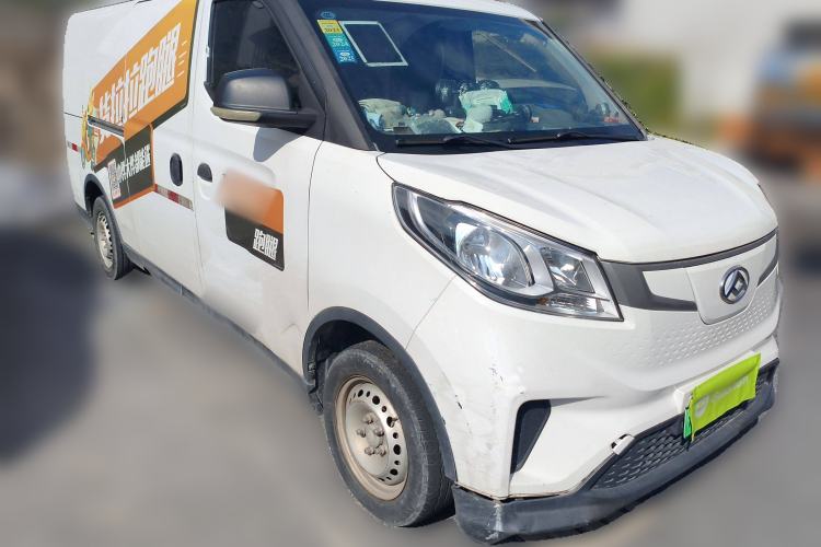 Used SAIC MAXUS EV30 2021 Pure Electric Smart Logistics Expert with Long Wheelbase—CATL Front Right 45 Deg