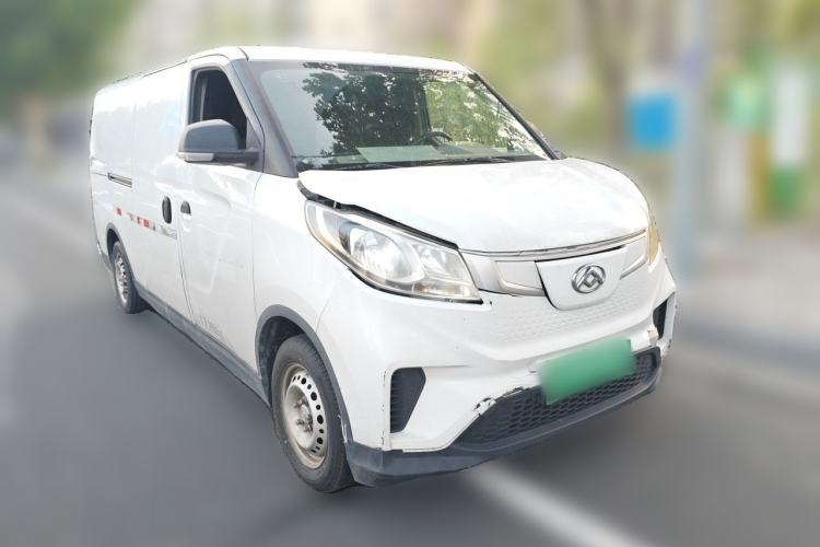 Used SAIC MAXUS EV30 2021 Pure Electric Smart Logistics Expert with Long Wheelbase—CATL Front Right 45 Deg