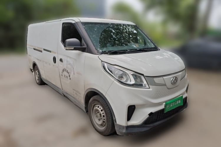 Used SAIC MAXUS EV30 2021 Pure Electric Smart Logistics Expert with Long Wheelbase—CATL Front Right 45 Deg