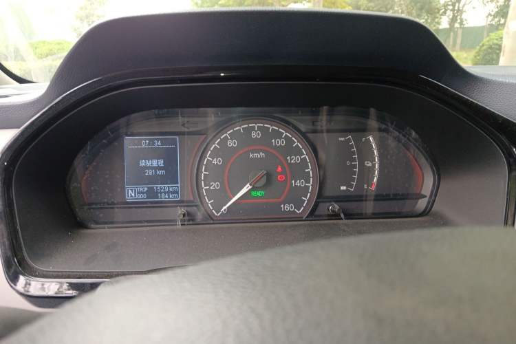 Used SAIC MAXUS EV30 2021 Pure Electric Smart Logistics Expert with Long Wheelbase—CATL Instrument Cluster