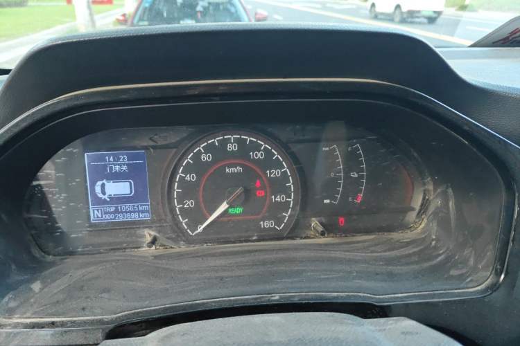 Used SAIC MAXUS EV30 2021 Pure Electric Smart Logistics Expert with Long Wheelbase—CATL Instrument Cluster