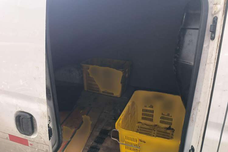 Used SAIC MAXUS EV30 2021 Pure Electric Smart Logistics Expert with Long Wheelbase—CATL Left Rear Seat
