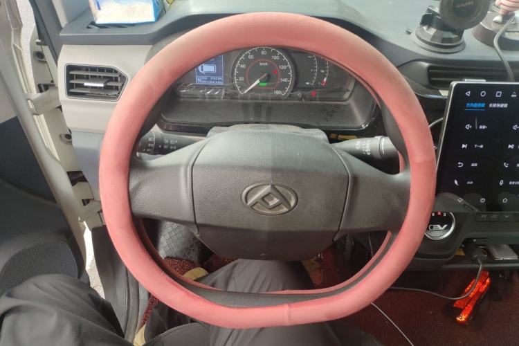 Used SAIC MAXUS EV30 2021 Pure Electric Smart Logistics Expert with Long Wheelbase—CATL Steering Wheel