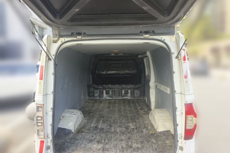 Used SAIC MAXUS EV30 2021 Pure Electric Smart Logistics Expert with Long Wheelbase—CATL Trunk