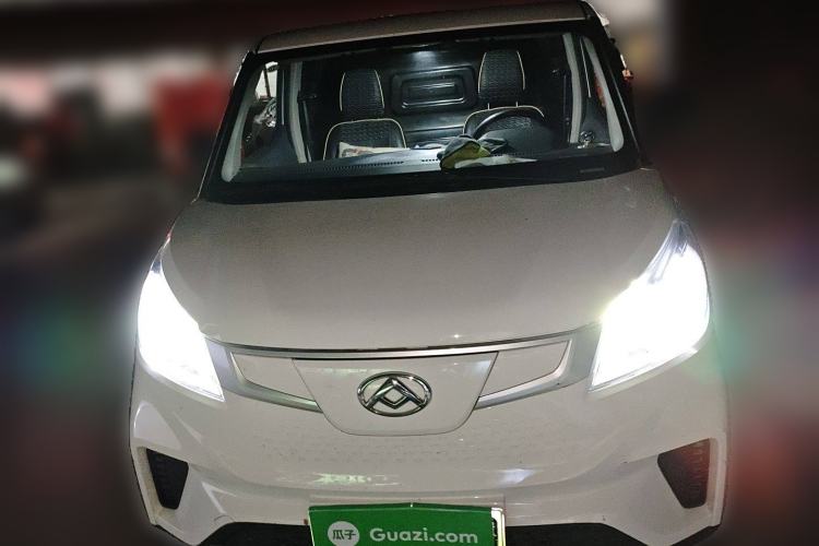 Used SAIC MAXUS EV30 2022 Pure-Electric Smart Logistics Expert with Long Wheelbase Guoxuan Exterior 1