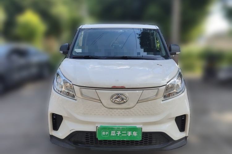 Used SAIC MAXUS EV30 2022 Pure-Electric Smart Logistics Expert with Long Wheelbase Guoxuan Front