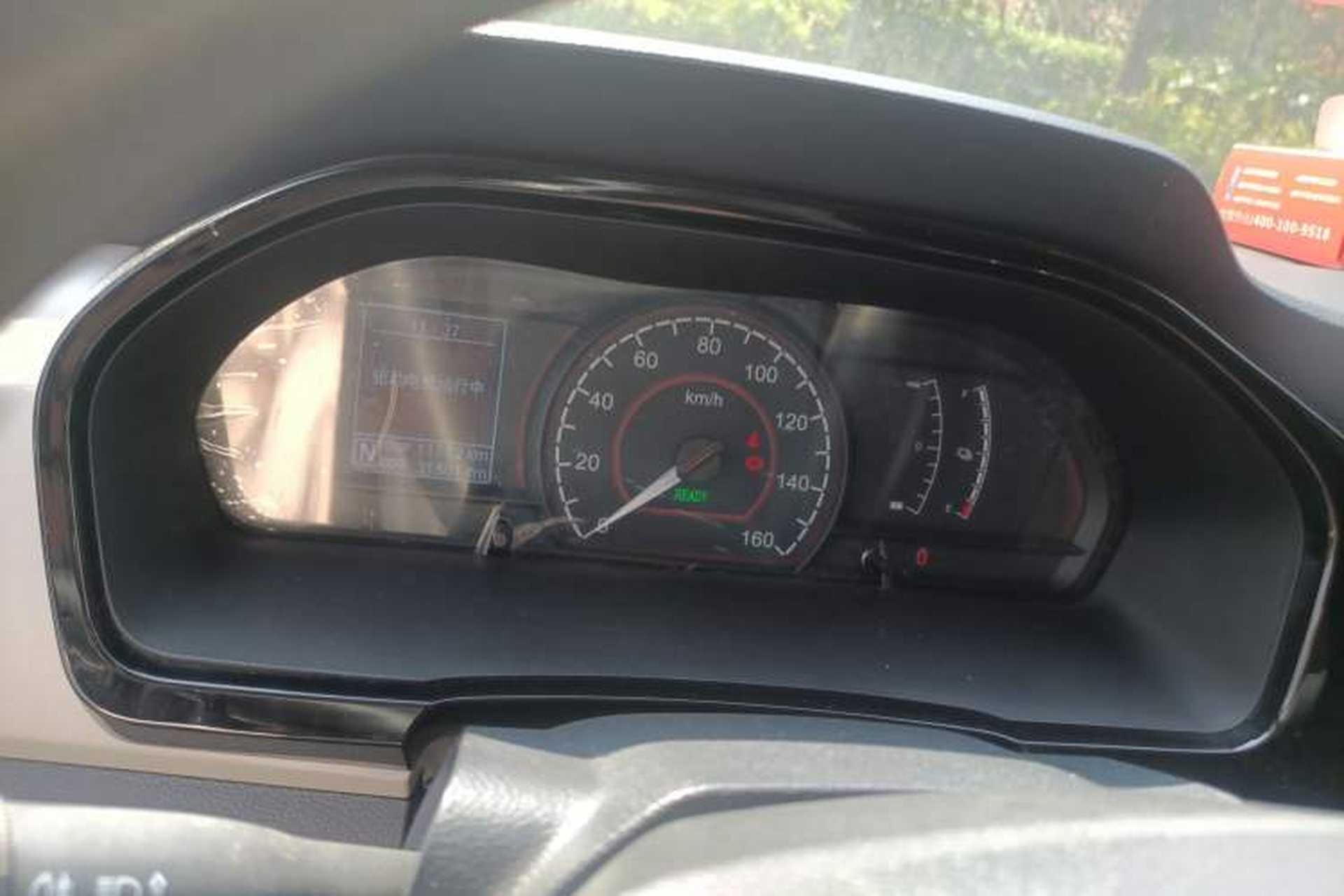 Used SAIC MAXUS EV30 2022 Pure Electric Smart Logistics Expert with Short Wheelbase Guoxuan Instrument Cluster