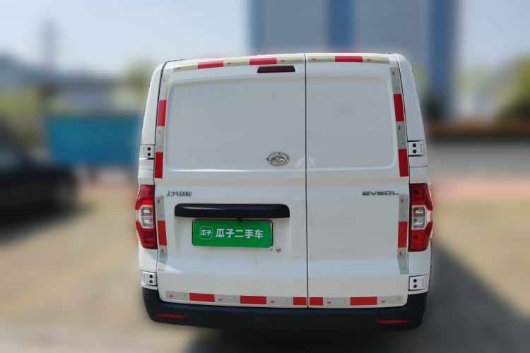 Used SAIC MAXUS EV30 2022 Pure-Electric Smart Logistics Expert with Long Wheelbase Guoxuan Rear