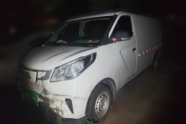 Used SAIC MAXUS EV30 2023 Pure-Electric Smart Logistics Expert with Long Wheelbase—Equipped with CATL Power Battery