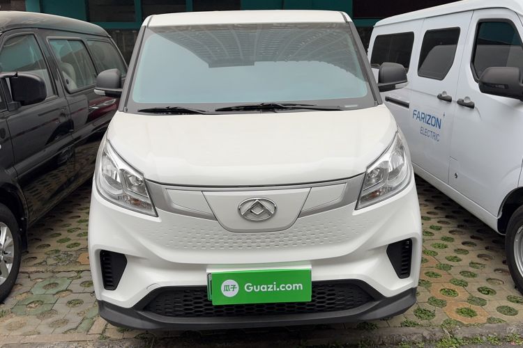 Used SAIC MAXUS EV30 2023 Pure-Electric Smart Logistics Expert with Long Wheelbase Guoxuan Exterior 1