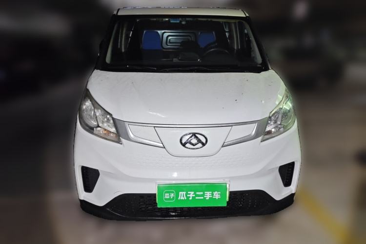 Used SAIC MAXUS EV30 2023 Pure-Electric Smart Logistics Expert with Long Wheelbase—Equipped with CATL Power Battery Front