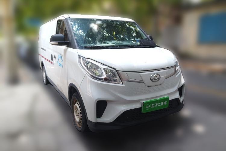 Used SAIC MAXUS EV30 2023 Pure-Electric Smart Logistics Expert with Long Wheelbase Guoxuan Front Right 45 Deg