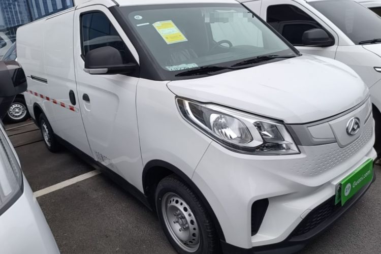 Used SAIC MAXUS EV30 2023 Pure-Electric Smart Logistics Expert with Long Wheelbase Guoxuan Front Right 45 Deg