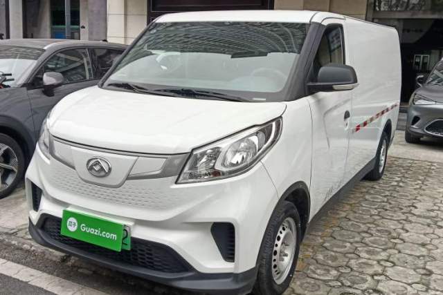 Used SAIC MAXUS EV30 2023 Pure-Electric Smart Logistics Expert with Long Wheelbase Guoxuan
