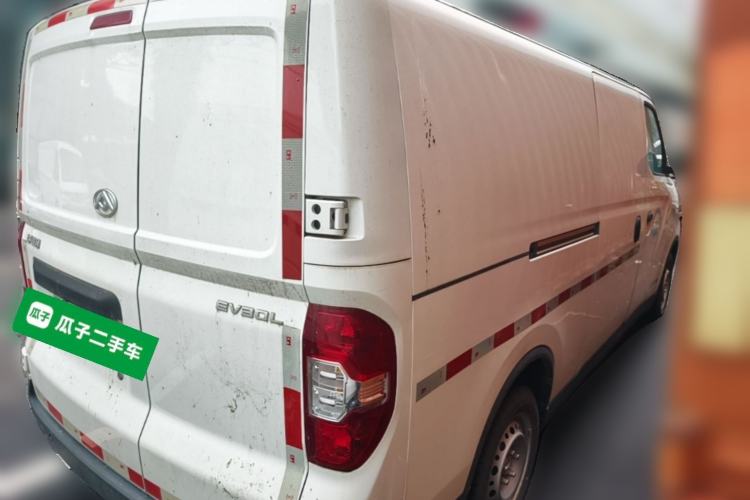 Used SAIC MAXUS EV30 2023 Pure-Electric Smart Logistics Expert with Long Wheelbase—Equipped with CATL Power Battery Rear Right 45 Deg