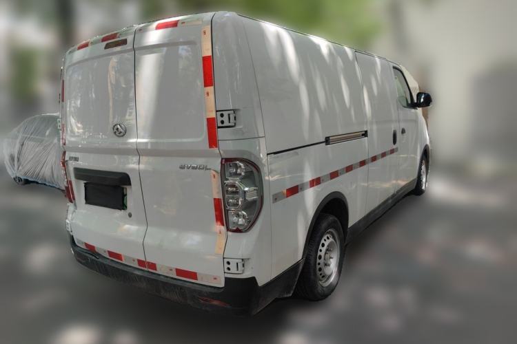 Used SAIC MAXUS EV30 2023 Pure-Electric Smart Logistics Expert with Long Wheelbase—Equipped with CATL Power Battery Rear Right 45 Deg