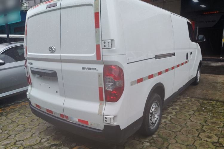 Used SAIC MAXUS EV30 2023 Pure-Electric Smart Logistics Expert with Long Wheelbase Guoxuan Rear Right 45 Deg