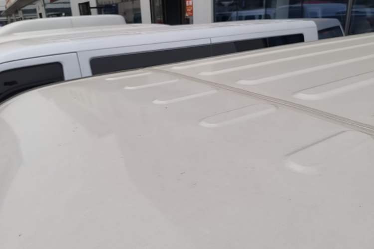 Used SAIC MAXUS EV30 2023 Pure-Electric Smart Logistics Expert with Long Wheelbase Guoxuan Roof
