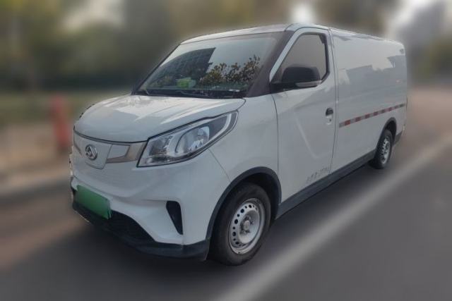 Used SAIC MAXUS EV30 2023 Pure-Electric Smart Logistics Expert with Long Wheelbase—Equipped with CATL Power Battery
