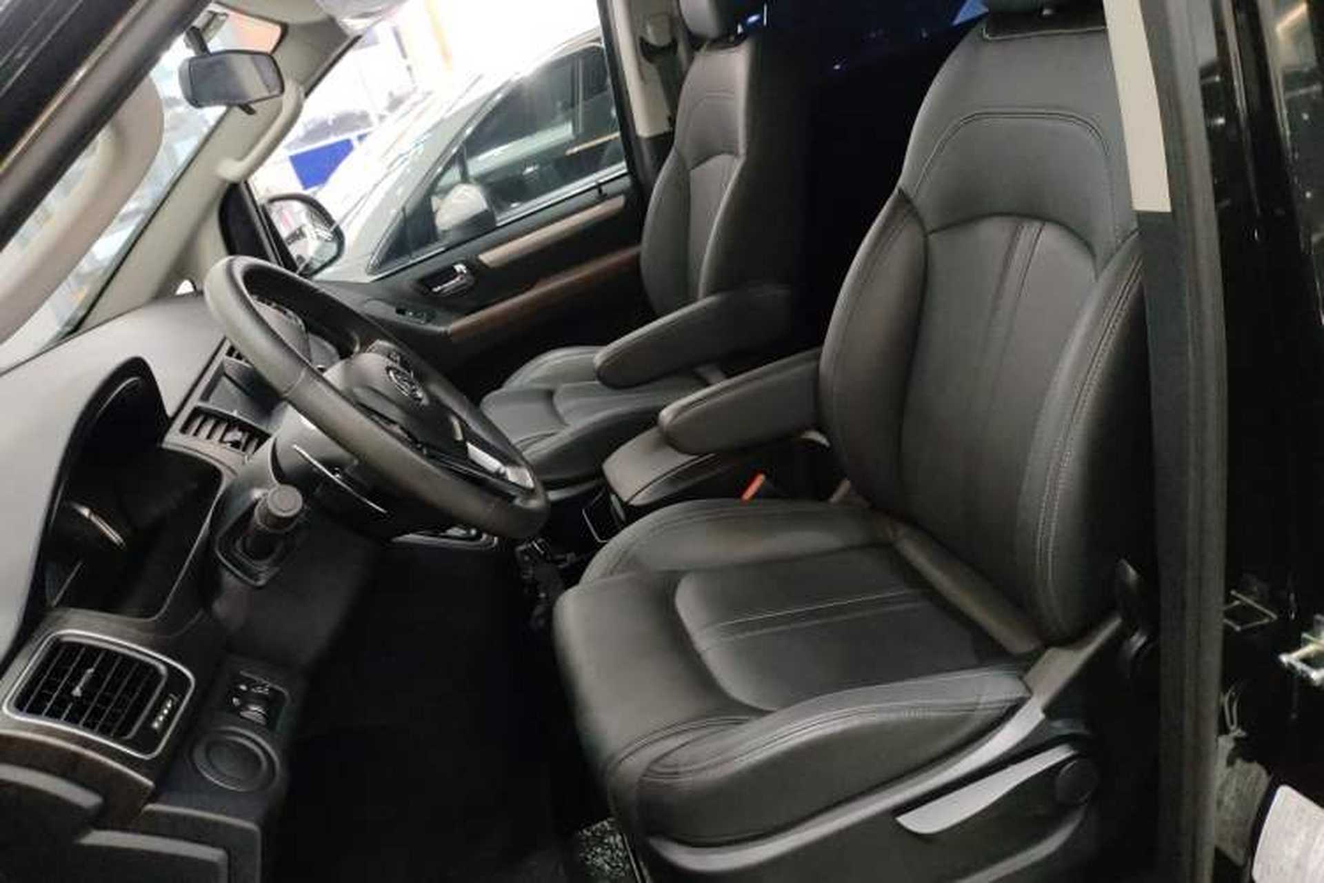 Used SAIC MAXUS G10 2022 2.0T Automatic Elite Edition Gasoline 7-Seater Left Front Seat