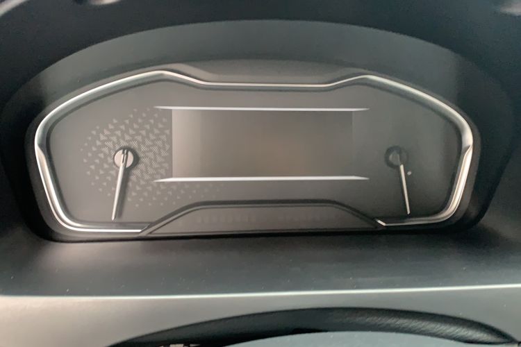 Used SAIC MAXUS G10 2023 2.0T Manual Multi-Function Version Diesel 7/8/9 Seats Instrument Cluster