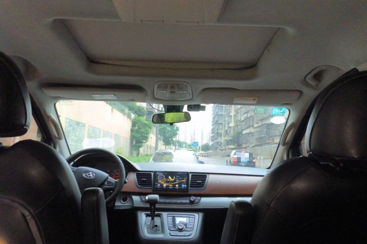 Used SAIC MAXUS G10 2014 2.0T Automatic Luxury Executive Edition Headliner