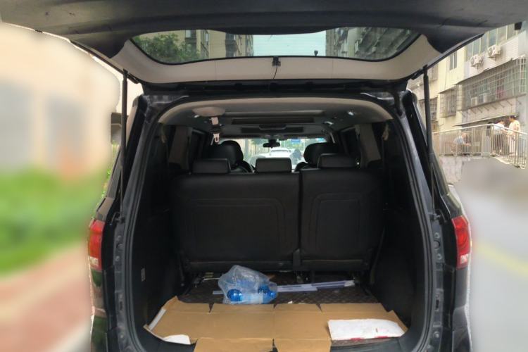 Used SAIC MAXUS G10 2014 2.0T Automatic Luxury Executive Edition Trunk