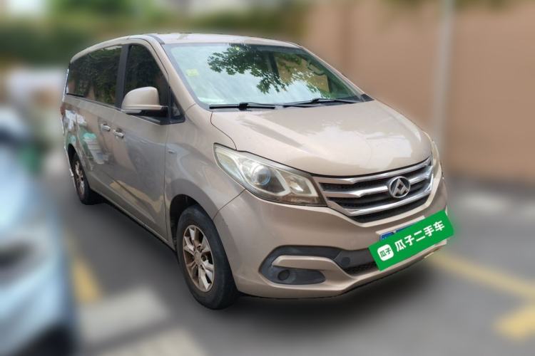 Used SAIC MAXUS G10 2014 2.0T Automatic Elite Edition Front Right 45 Deg