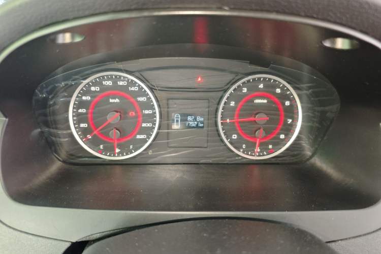 Used SAIC MAXUS G10 2014 2.4L Manual Fashion Edition Instrument Cluster