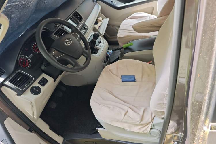 Used SAIC MAXUS G10 2014 2.4L Manual Fashion Edition Left Front Seat