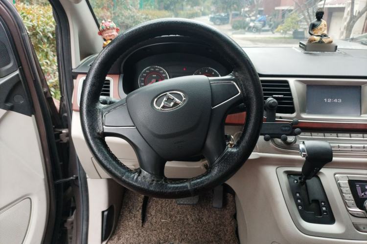 Used SAIC MAXUS G10 2014 2.0T Automatic Elite Edition Steering Wheel