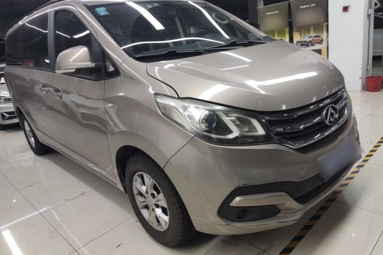 Used SAIC MAXUS G10 2014 2.0T Automatic Elite Edition Front Right 45 Deg