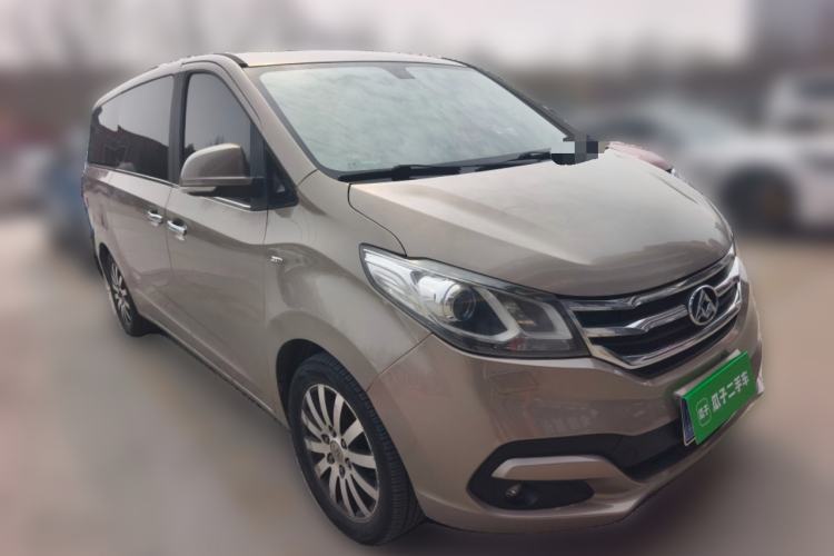 Used SAIC MAXUS G10 2014 2.0T Automatic Luxury Executive Edition Front Right 45 Deg