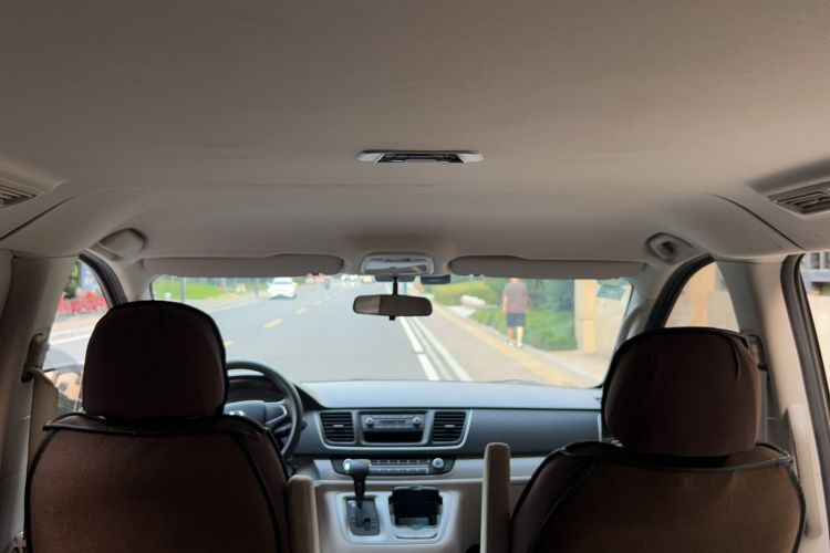 Used SAIC MAXUS G10 2014 2.0T Automatic Elite Edition Headliner