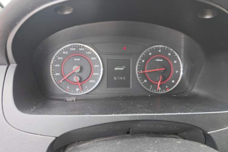Used SAIC MAXUS G10 2014 2.0T Automatic Elite Edition Instrument Cluster
