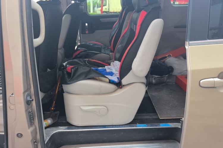 Used SAIC MAXUS G10 2014 2.0T Manual Elite Edition Left Rear Seat