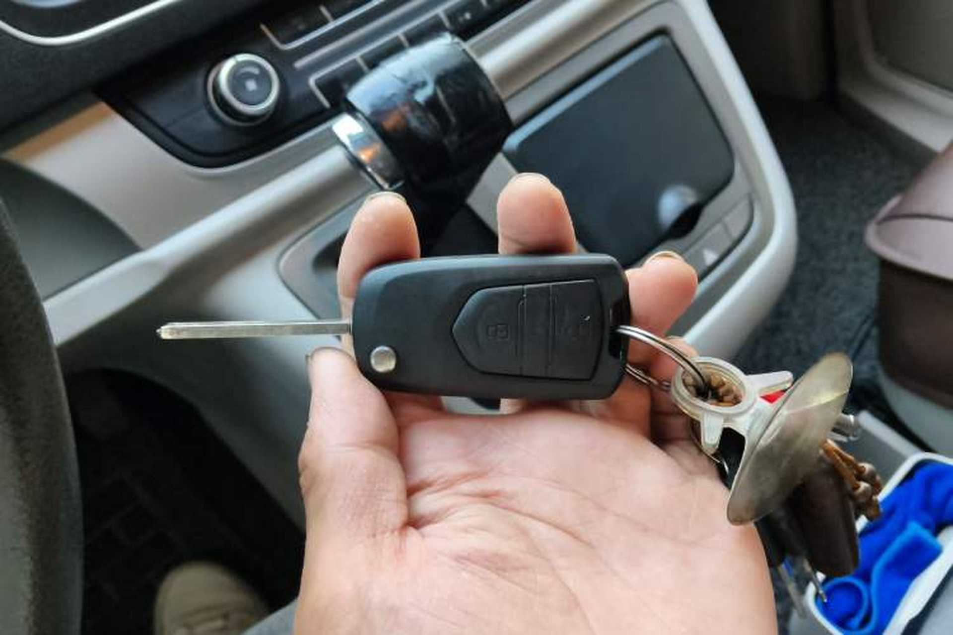 Used SAIC MAXUS G10 2014 2.0T Automatic Elite Edition Vehicle Key