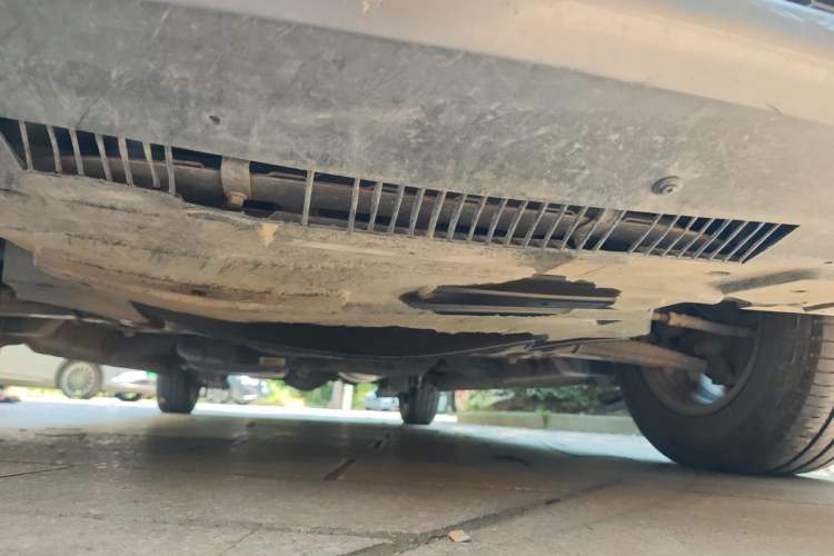 Used SAIC MAXUS G10 2014 2.0T Automatic Executive Edition Chassis Front
