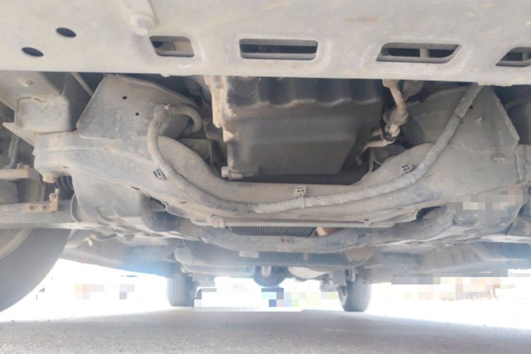 Used SAIC MAXUS G10 2014 2.0T Automatic Executive Edition Chassis Front