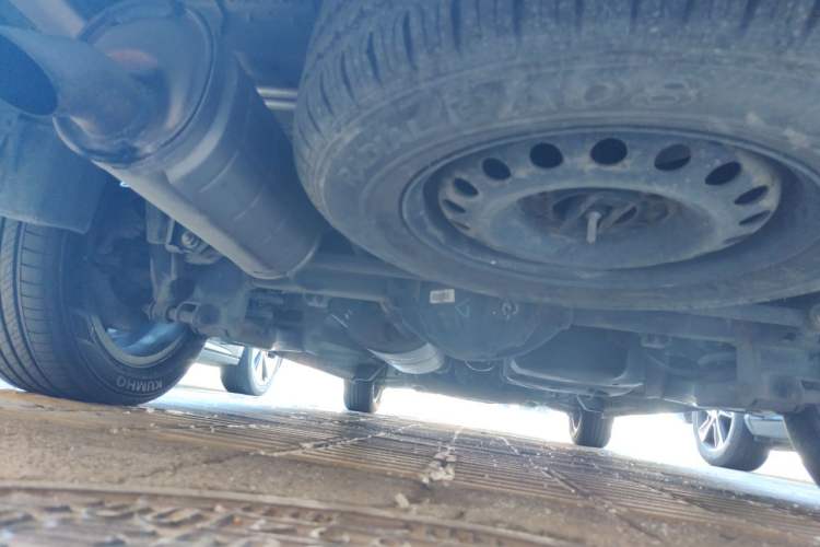 Used SAIC MAXUS G10 2014 2.0T Automatic Executive Edition Chassis Rear
