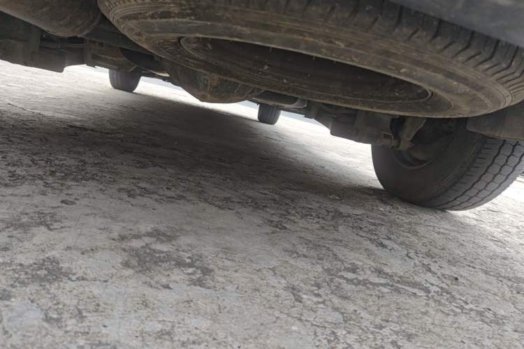 Used SAIC MAXUS G10 2014 2.0T Manual Elite Edition Chassis Rear
