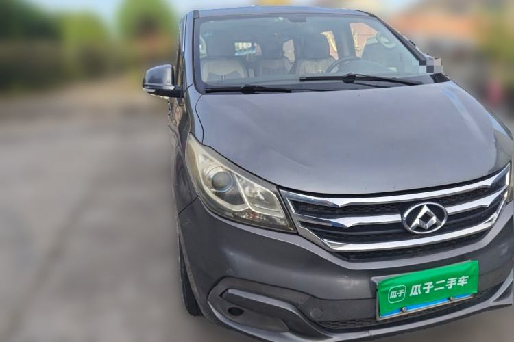 Used SAIC MAXUS G10 2014 2.0T Manual Elite Edition Front Right 45 Deg