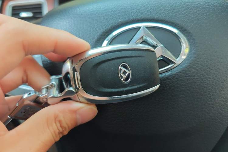 Used SAIC MAXUS G10 2014 2.0T Automatic Executive Edition Vehicle Key