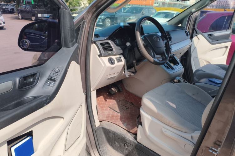 Used SAIC MAXUS G10 2014 2.0T Automatic Fashion Edition Driver Seat