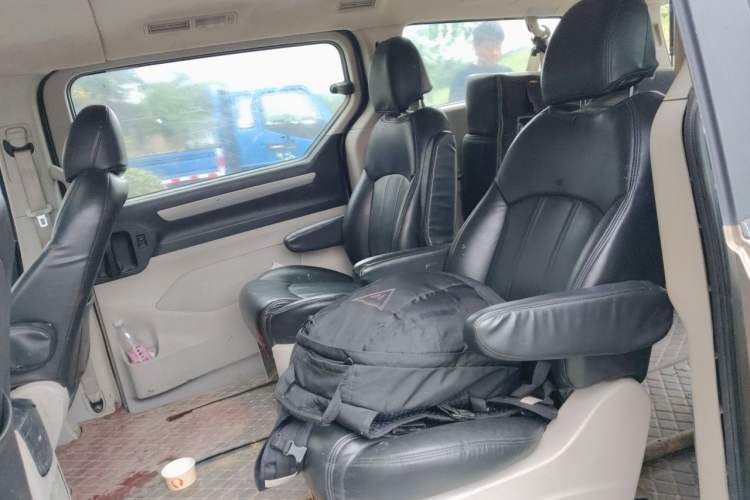 Used SAIC MAXUS G10 2014 2.0T Manual Elite Edition Left Rear Seat