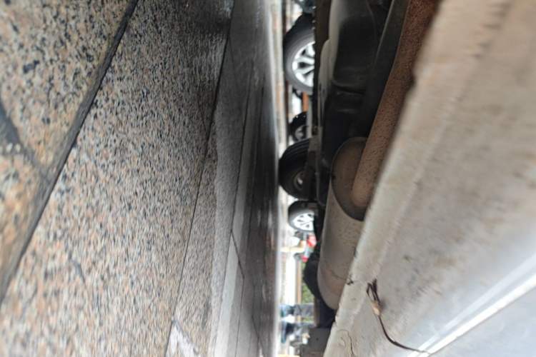 Used SAIC MAXUS G10  Chassis Front Left