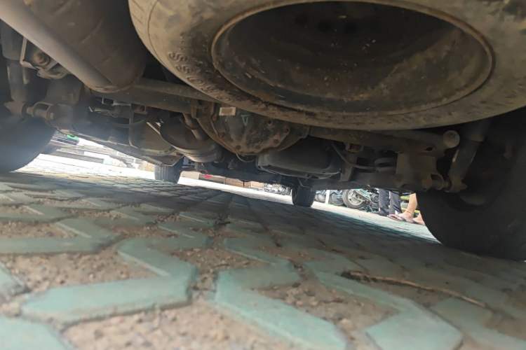 Used SAIC MAXUS G10 2014 2.0T Automatic Elite Edition Chassis Rear