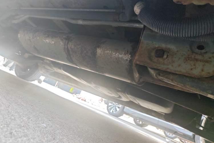 Used SAIC MAXUS G10 2014 2.0T Automatic Elite Edition Chassis Rear Left
